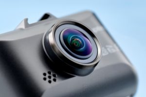 業界最大級の大画面モニター搭載、前後2カメラドラレコをユピテルが新発売